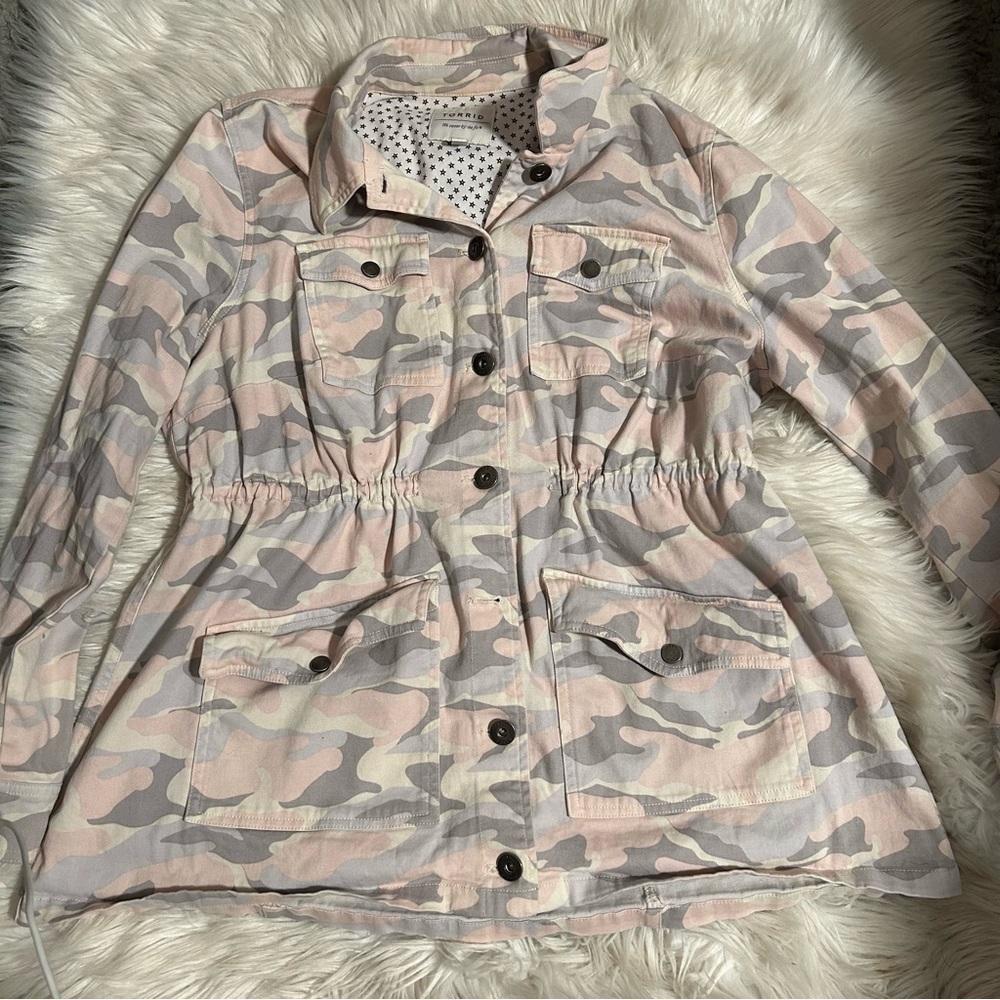 Torrid pink Camo jacket. - Picture 7 of 11
